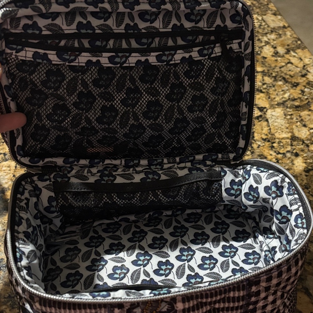Vera Brush Up Cosmetic Bag in Bedford Plaid - Picture 7 of 8